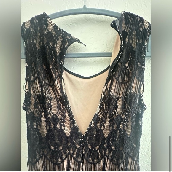 Rachael & Chloe Womens Sm Medium
Dress Black Beige Lace Overlay Long
Fringed Hem - Picture 4 of 7